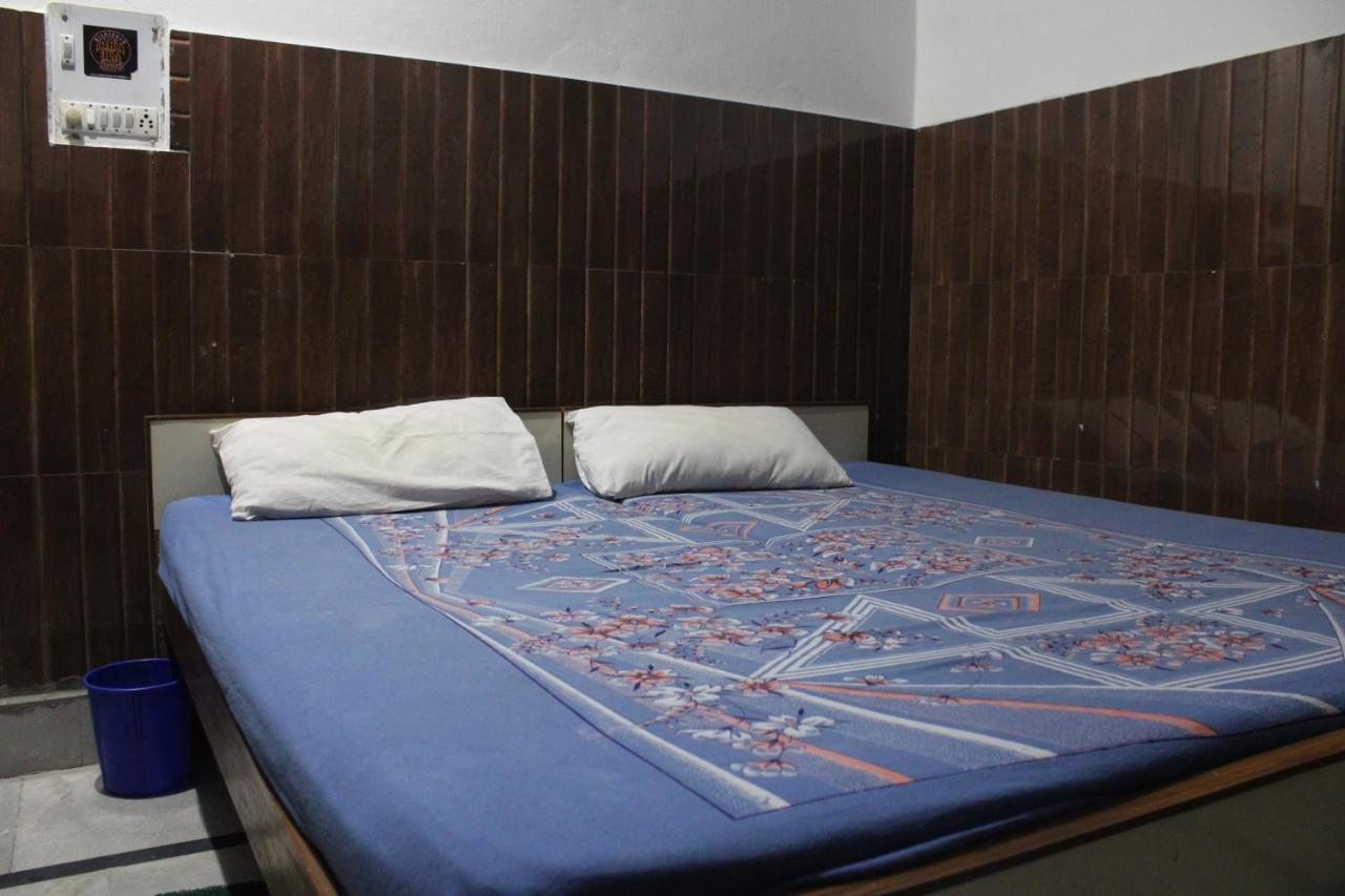 Laxmi Lodge Rishīkesh Dış mekan fotoğraf