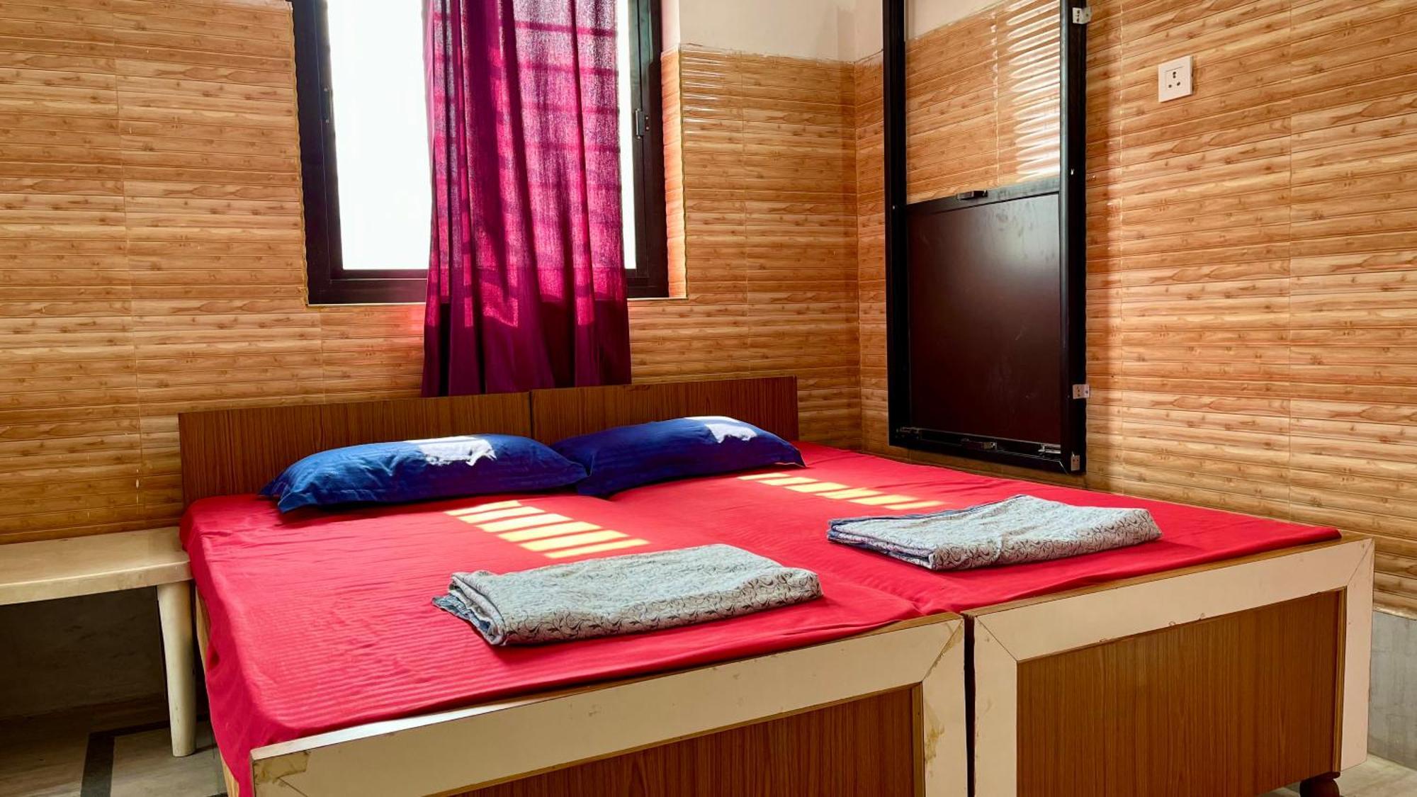 Laxmi Lodge Rishīkesh Dış mekan fotoğraf